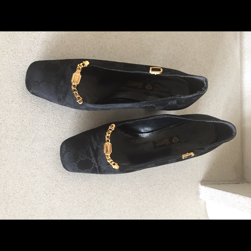 Gucci signature shoes